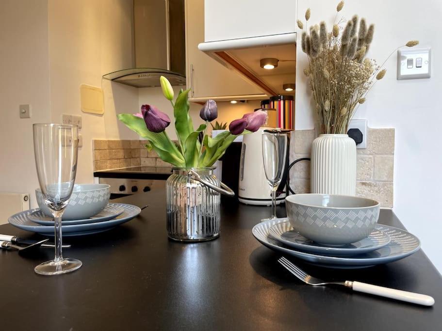 Cute&Cozy Studio Apt In Barons Court Londra Dış mekan fotoğraf